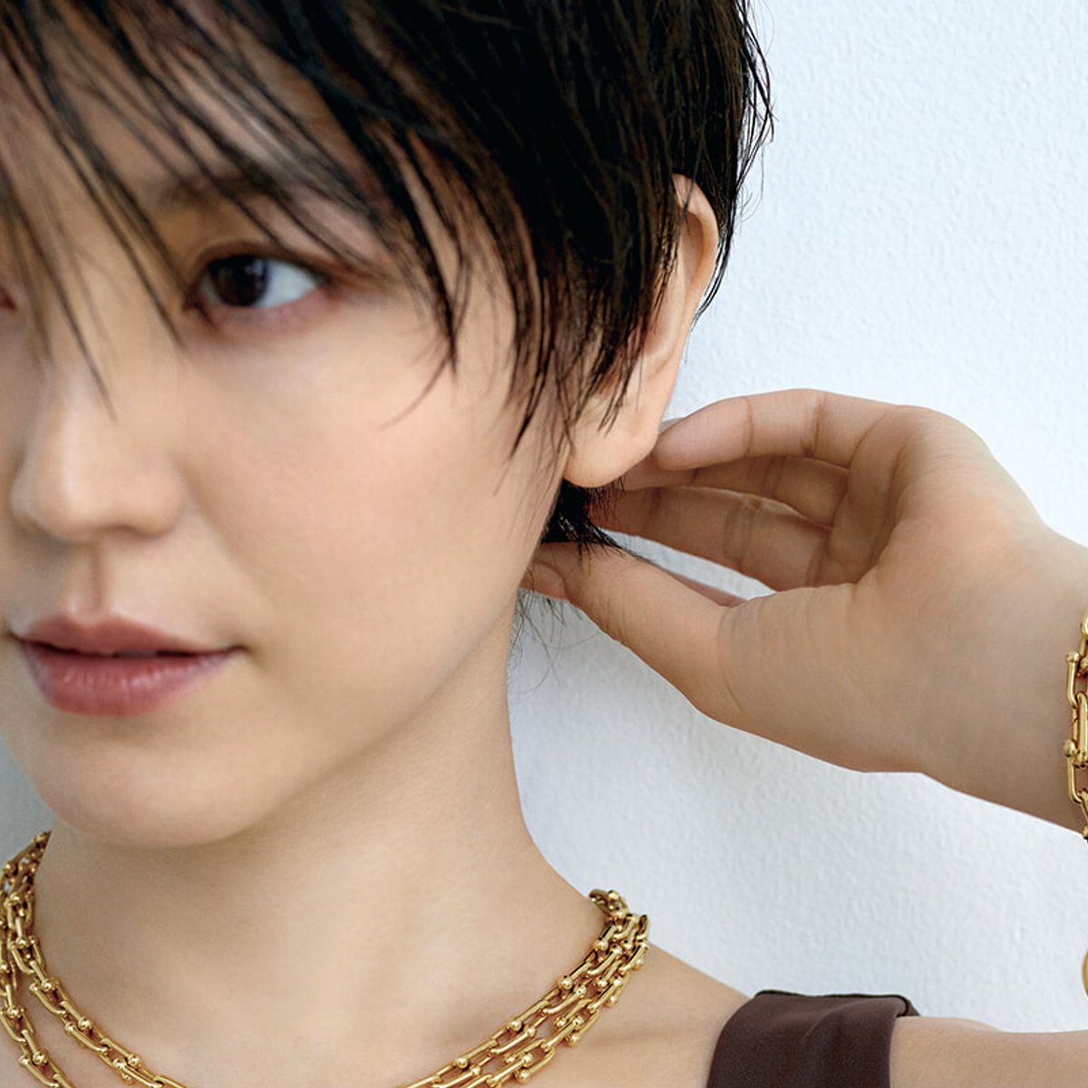 長澤まさみ、ティファニーが彩る美しいひと。