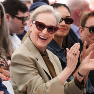 メリル・ストリープ、フランスのニュース番組の最中に涙を浮かべた理由は？