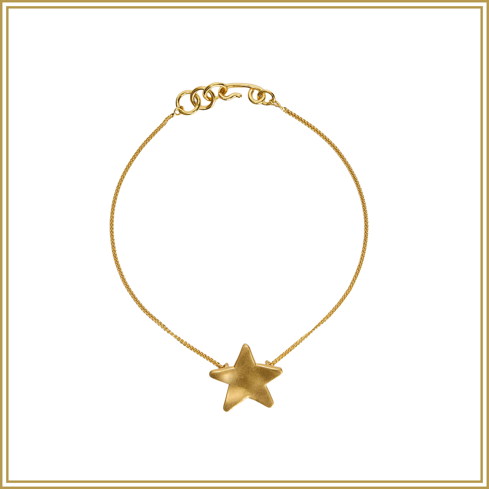 260424-may-horoscope-capricorn-jilsander | madameFIGARO.jp(フィガロジャポン)