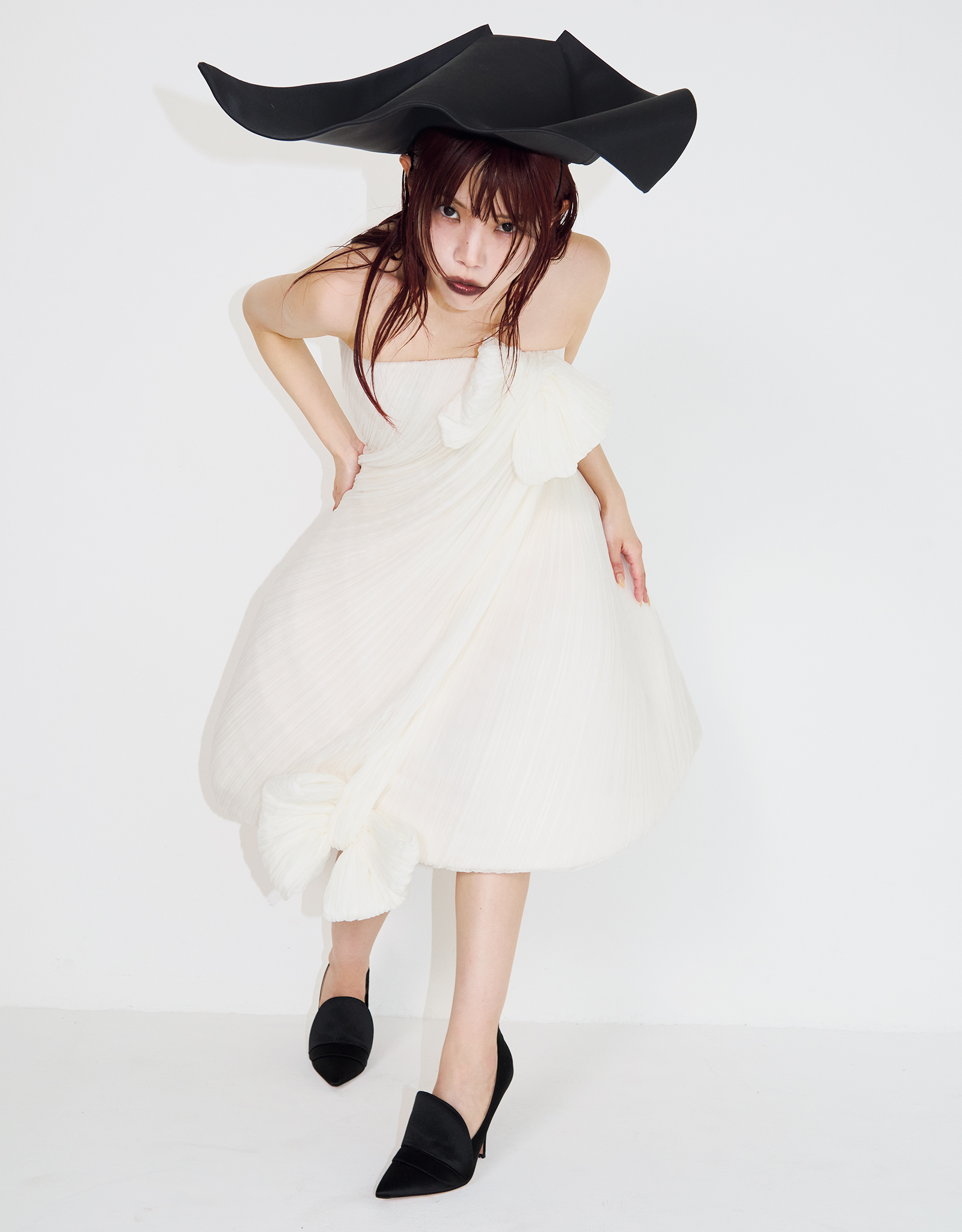 260507-aina-the-end-01 | madameFIGARO.jp(フィガロジャポン)