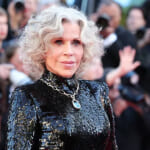 ジェーン・フォンダ、カンヌ国際映画祭のレッドカーペットにて。