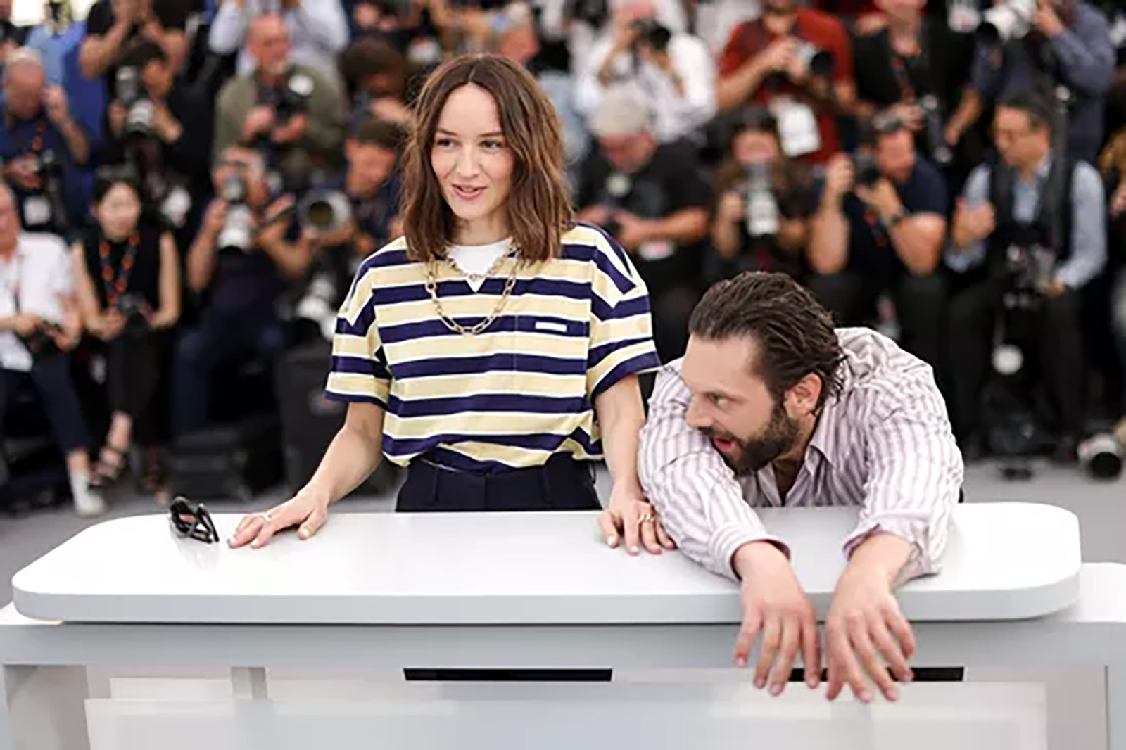 第79回カンヌ国際映画祭での、アナイス・ドゥムースティエとピオ・マルマイ