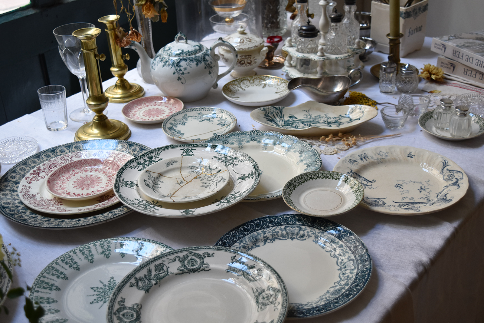 260522-antique-paris-02 | madameFIGARO.jp(フィガロジャポン)
