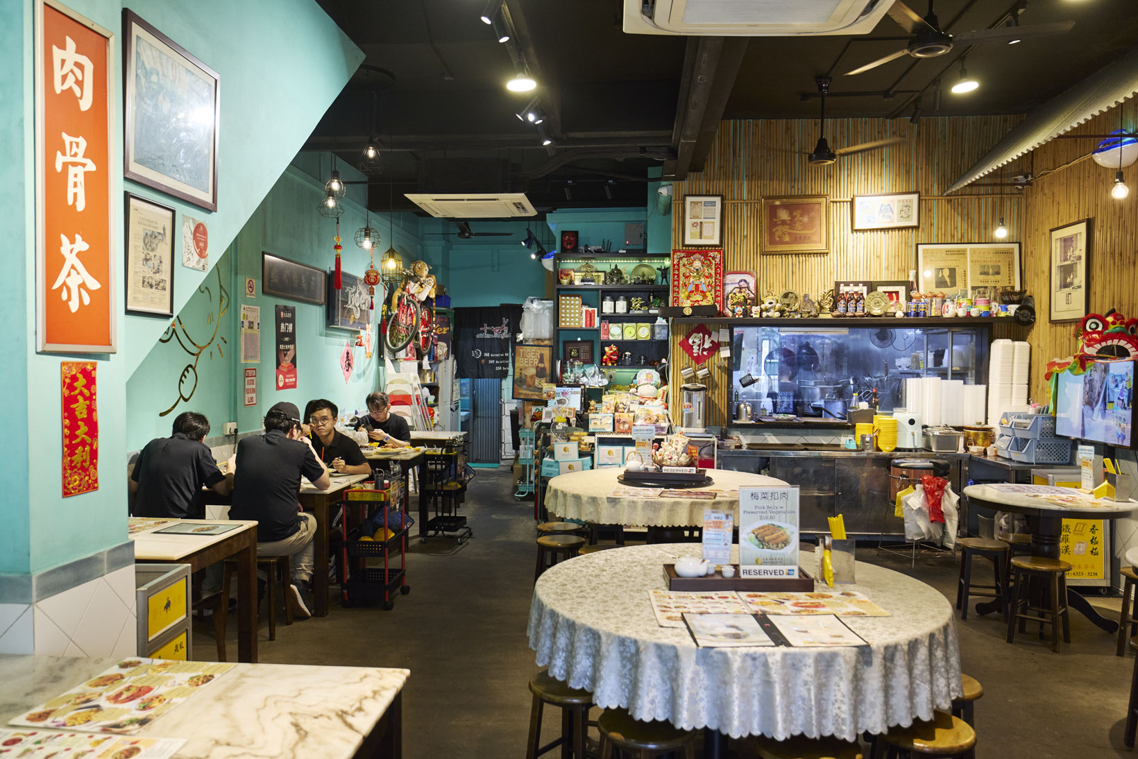 singapore-hawker-food-16-20260528 | madameFIGARO.jp(フィガロジャポン)