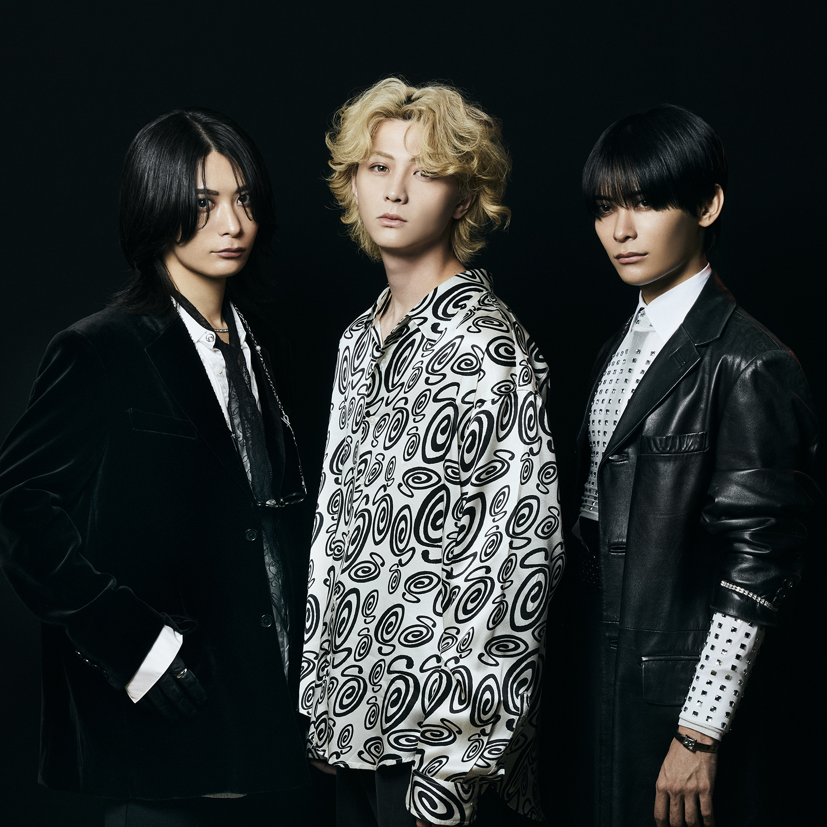 LET ME KNOWが初フルアルバム『Still Romance』を完成。メンバー3人が語る思いとは？