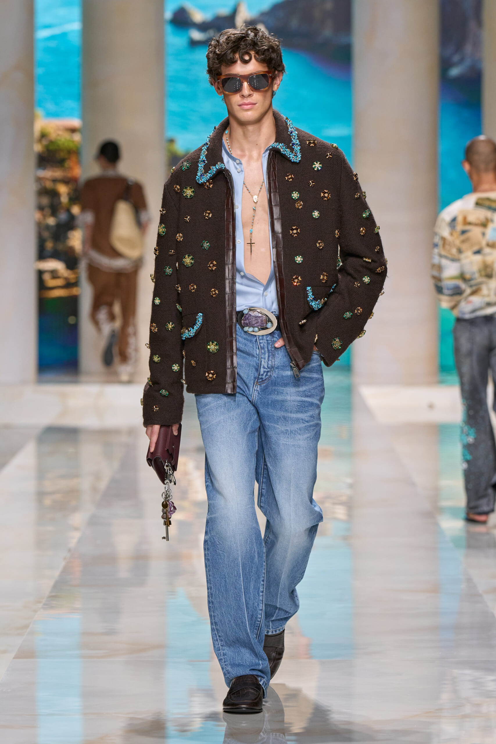 DG-SFILATA-UOMO-SPRING-SUMMER-2027-RUNWAY_LOOK_28 | madameFIGARO.jp(フィガロジャポン)