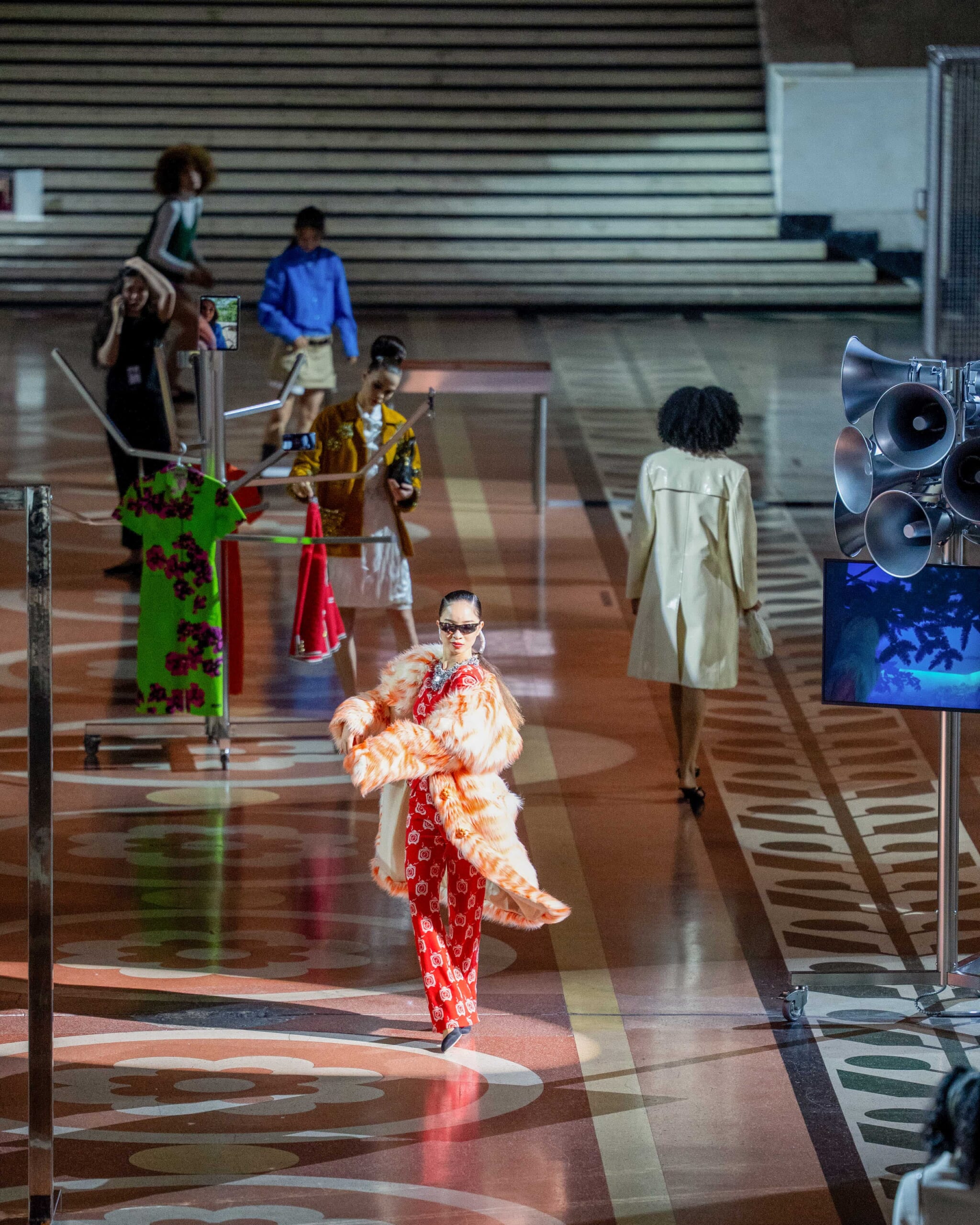 MIU MIU TALES TELLERS SHANGHAI 2026_PERFORMANCE_18 | madameFIGARO.jp(フィガロジャポン)