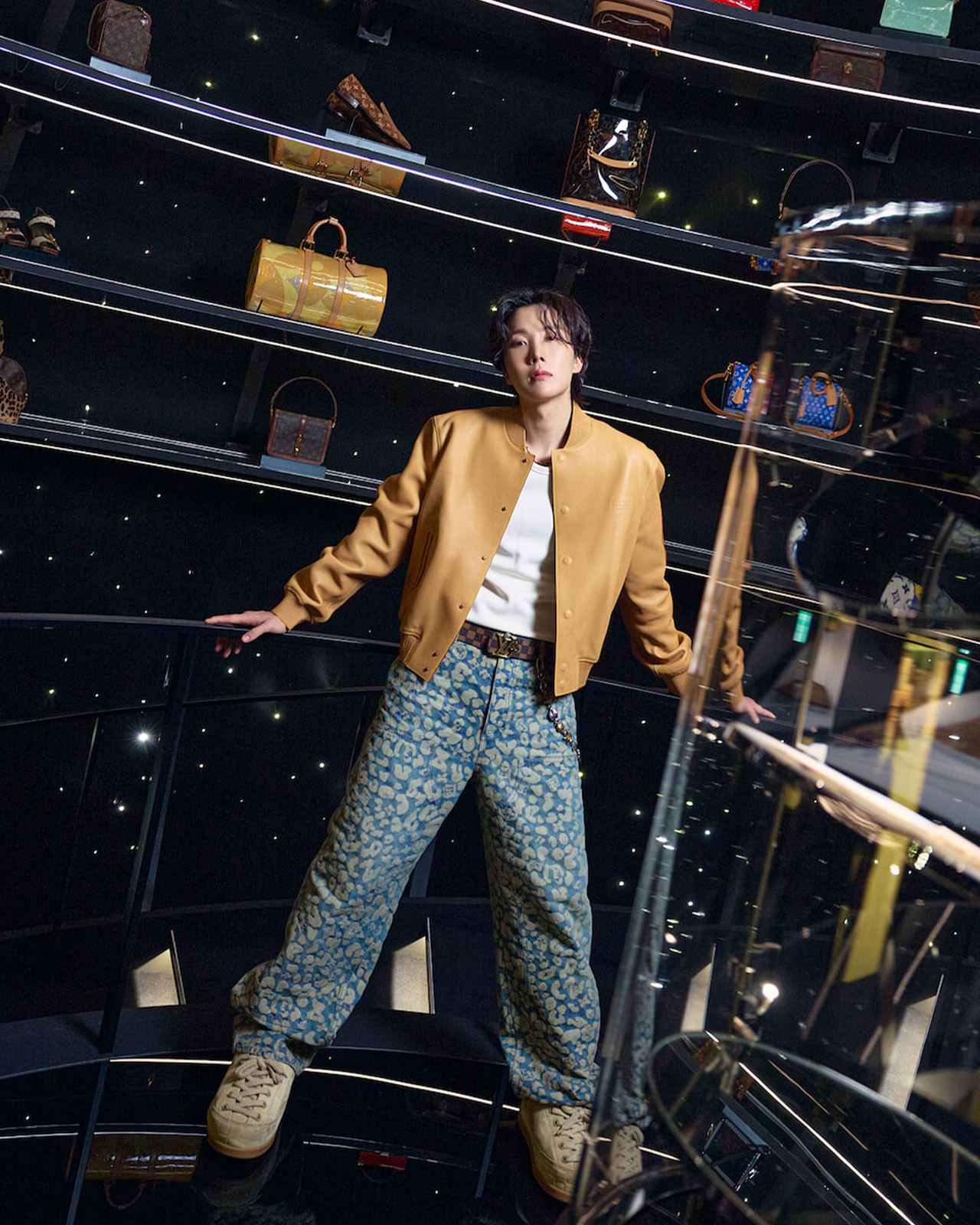 bts-jhope-7 | madameFIGARO.jp(フィガロジャポン)