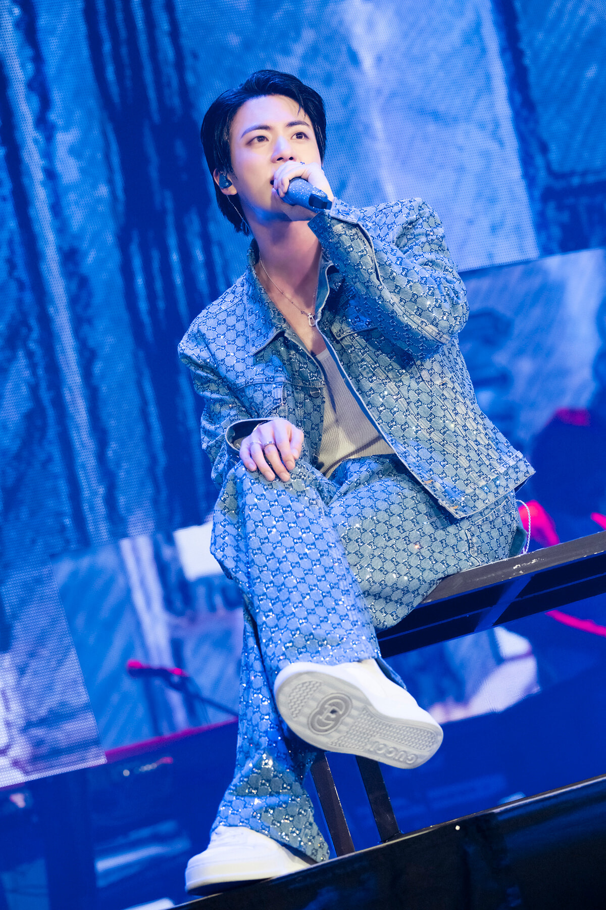 bts-jin-20 | madameFIGARO.jp(フィガロジャポン)