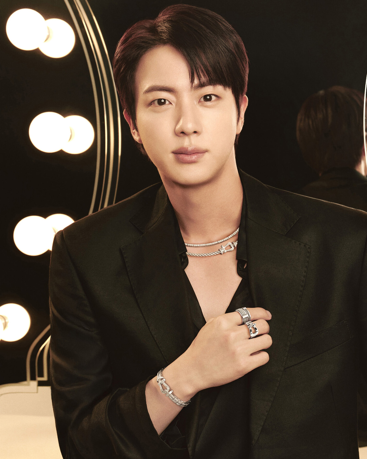 bts-jin-3 | madameFIGARO.jp(フィガロジャポン)