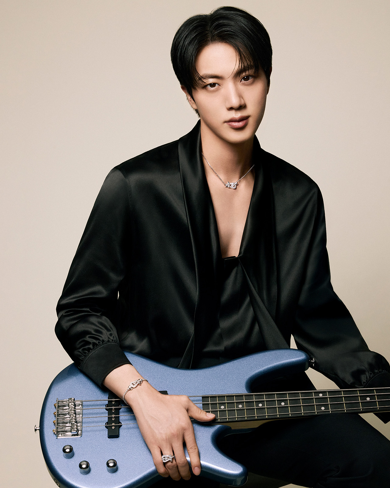 bts-jin-6 | madameFIGARO.jp(フィガロジャポン)