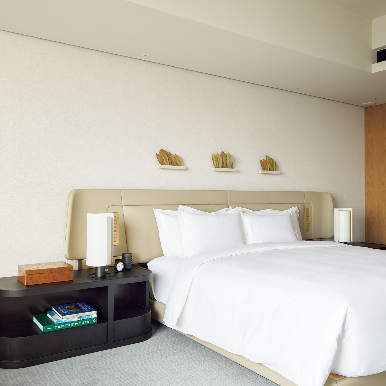 パーク ハイアット 東京に学ぶ、心から眠れる寝室づくりの9つのヒント。