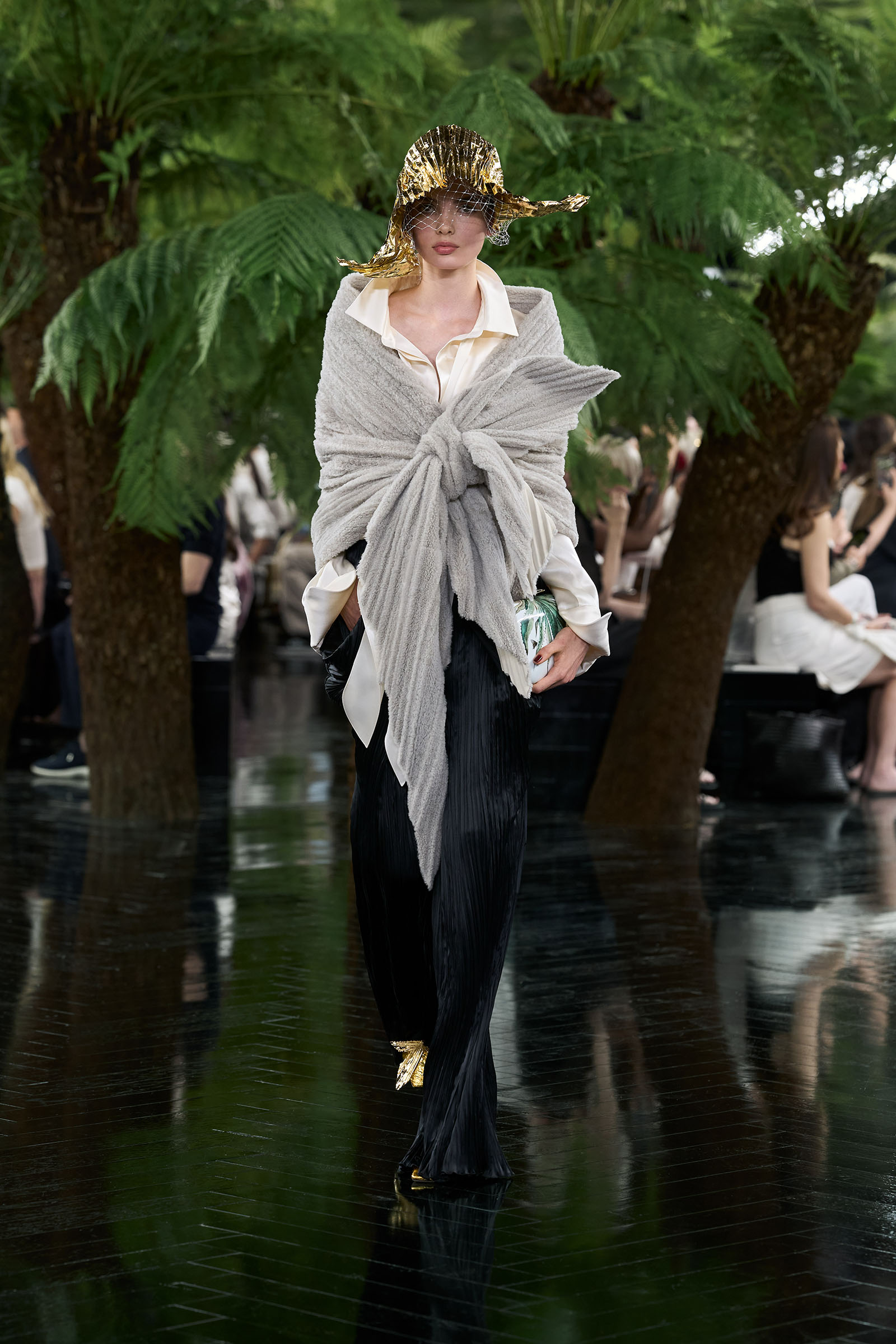 260713-dior-hc-02 | madameFIGARO.jp(フィガロジャポン)