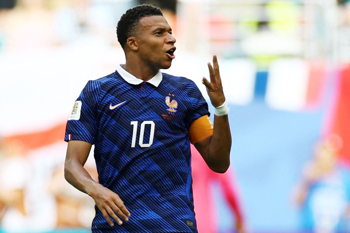 260721-mbappe | madameFIGARO.jp(フィガロジャポン)