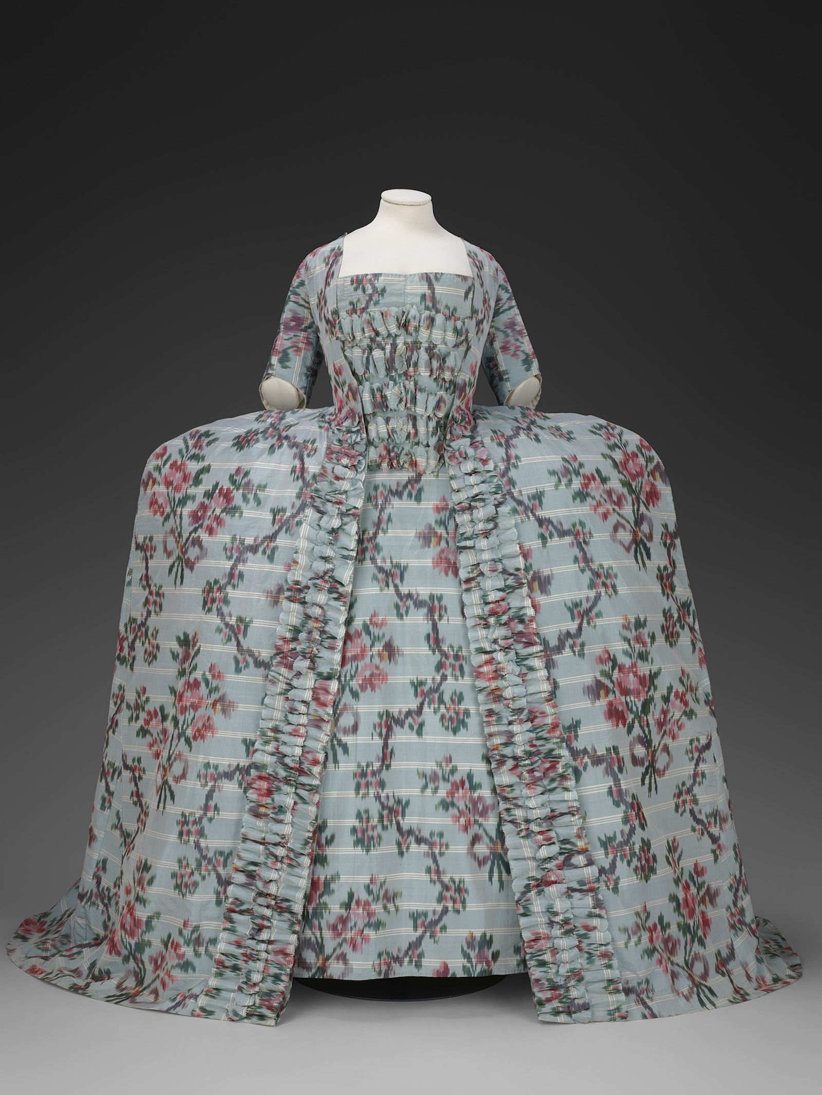 CIST481-2018 CIST482-2018 CIST483-2018 CIST484-2018 | madameFIGARO.jp(フィガロジャポン)
