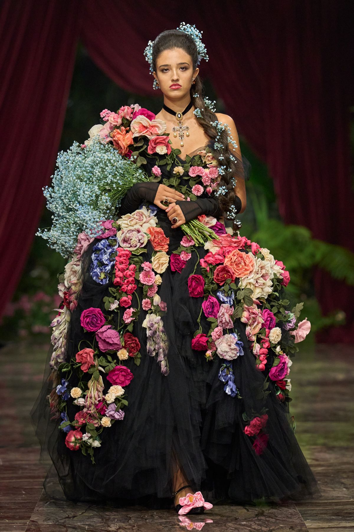 dolce-gabbana-alta-moda-5 | madameFIGARO.jp(フィガロジャポン)
