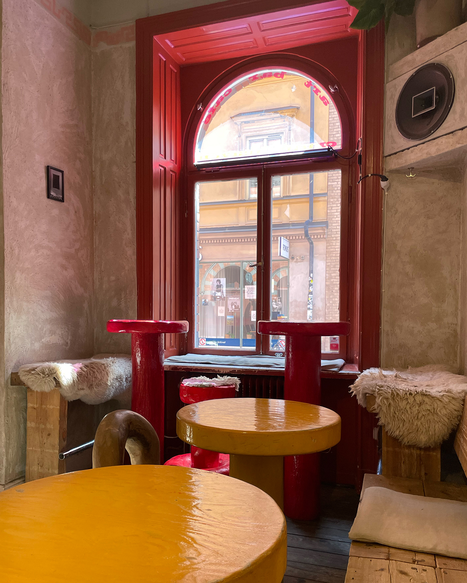 sweden-exhibition-cafe-guide-2026-2 | madameFIGARO.jp(フィガロジャポン)