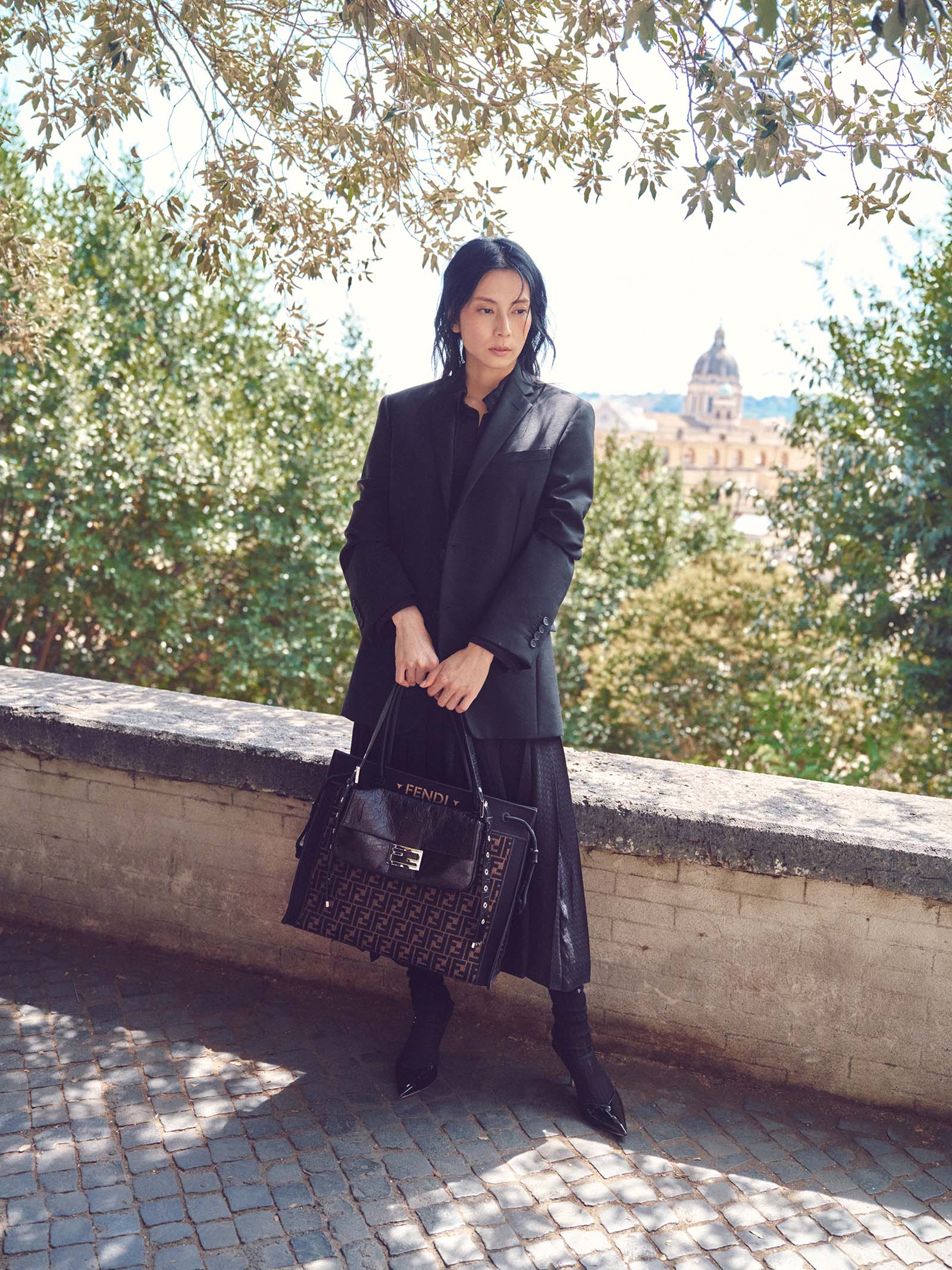 260803-fendi-ko-shibasaki-01 | madameFIGARO.jp(フィガロジャポン)
