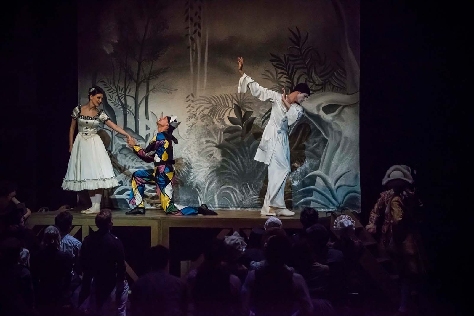 Les Enfants du Paradis Saison 2014-2015 | madameFIGARO.jp(フィガロジャポン)