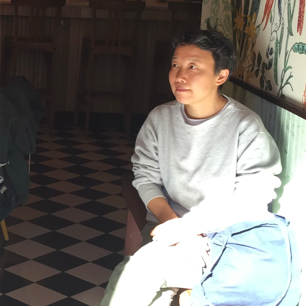 岡尾 美代子