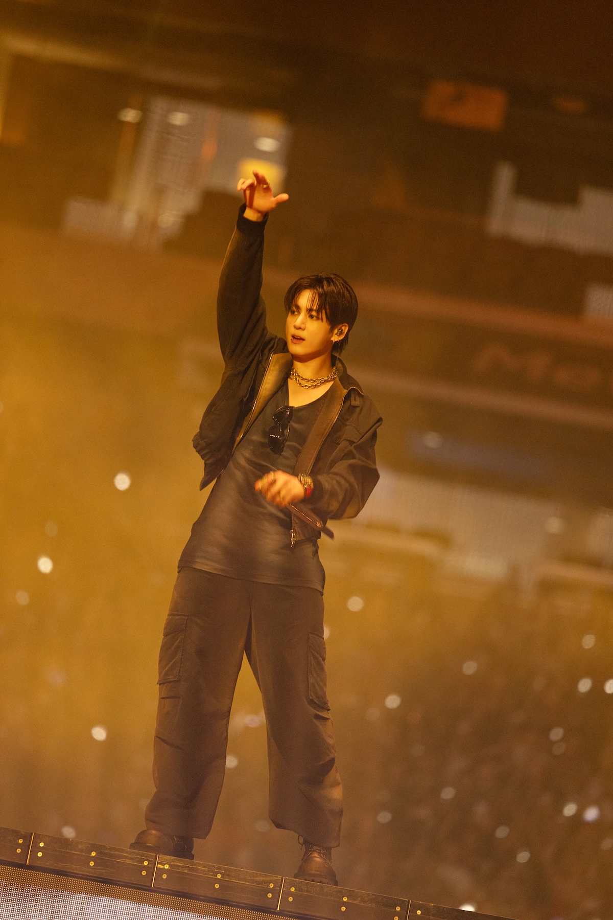 jungkook-calvinklein-2 | madameFIGARO.jp(フィガロジャポン)