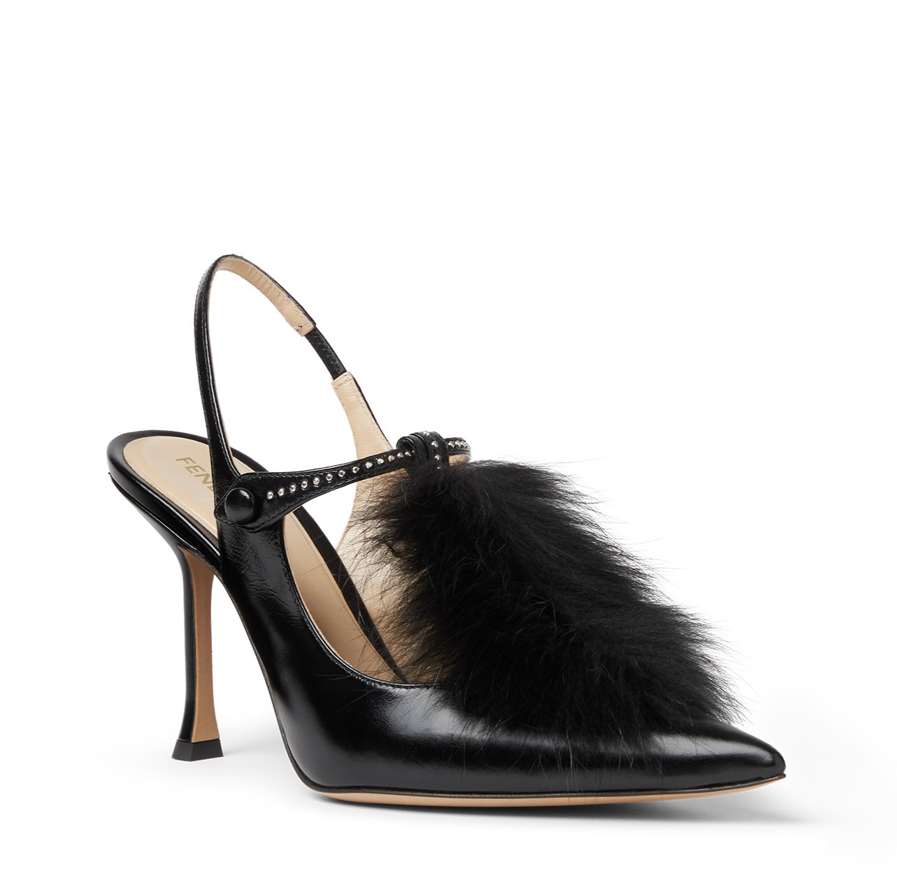 シューズ（ヒール9.5cm）￥243,100／以上フェンディ（フェンディ ジャパン）