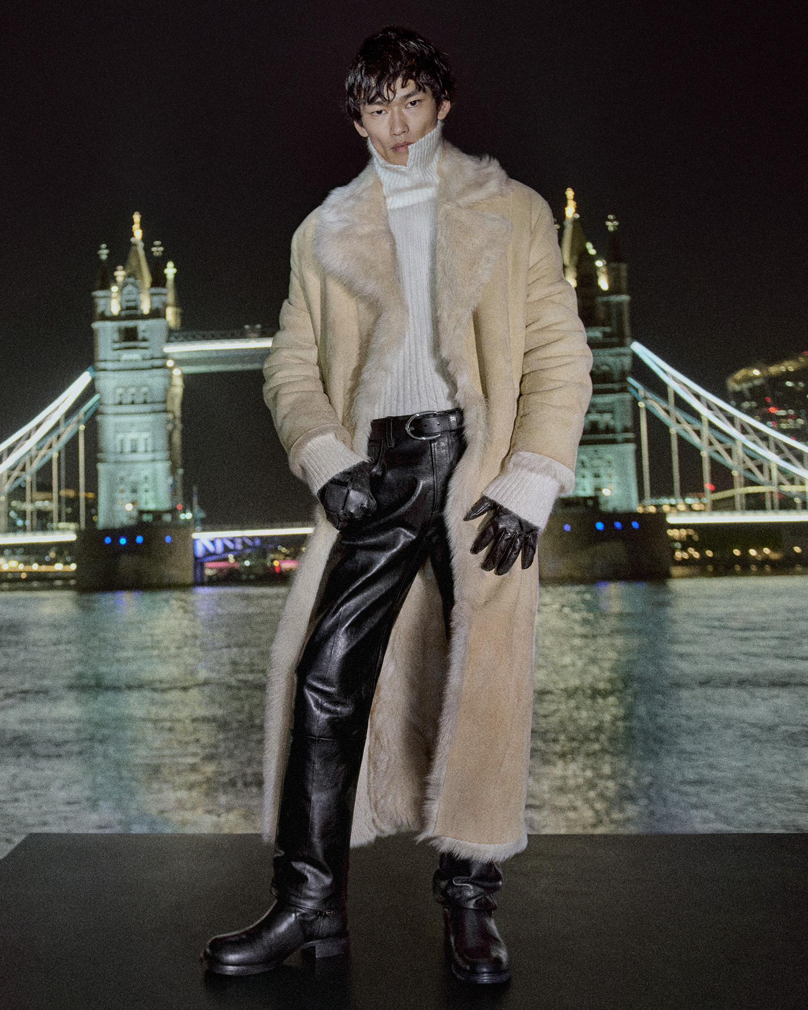 260901-burberry-winter-26-08 | madameFIGARO.jp(フィガロジャポン)