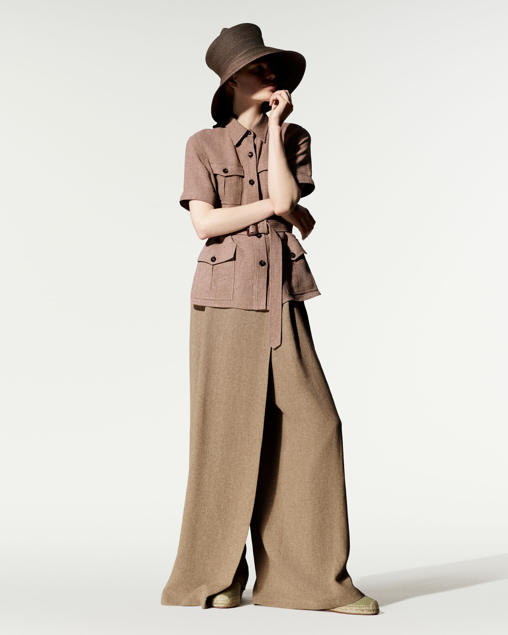 Loro Piana Spring Summer 2027 Women_s Collection_Look 3 | madameFIGARO.jp(フィガロジャポン)