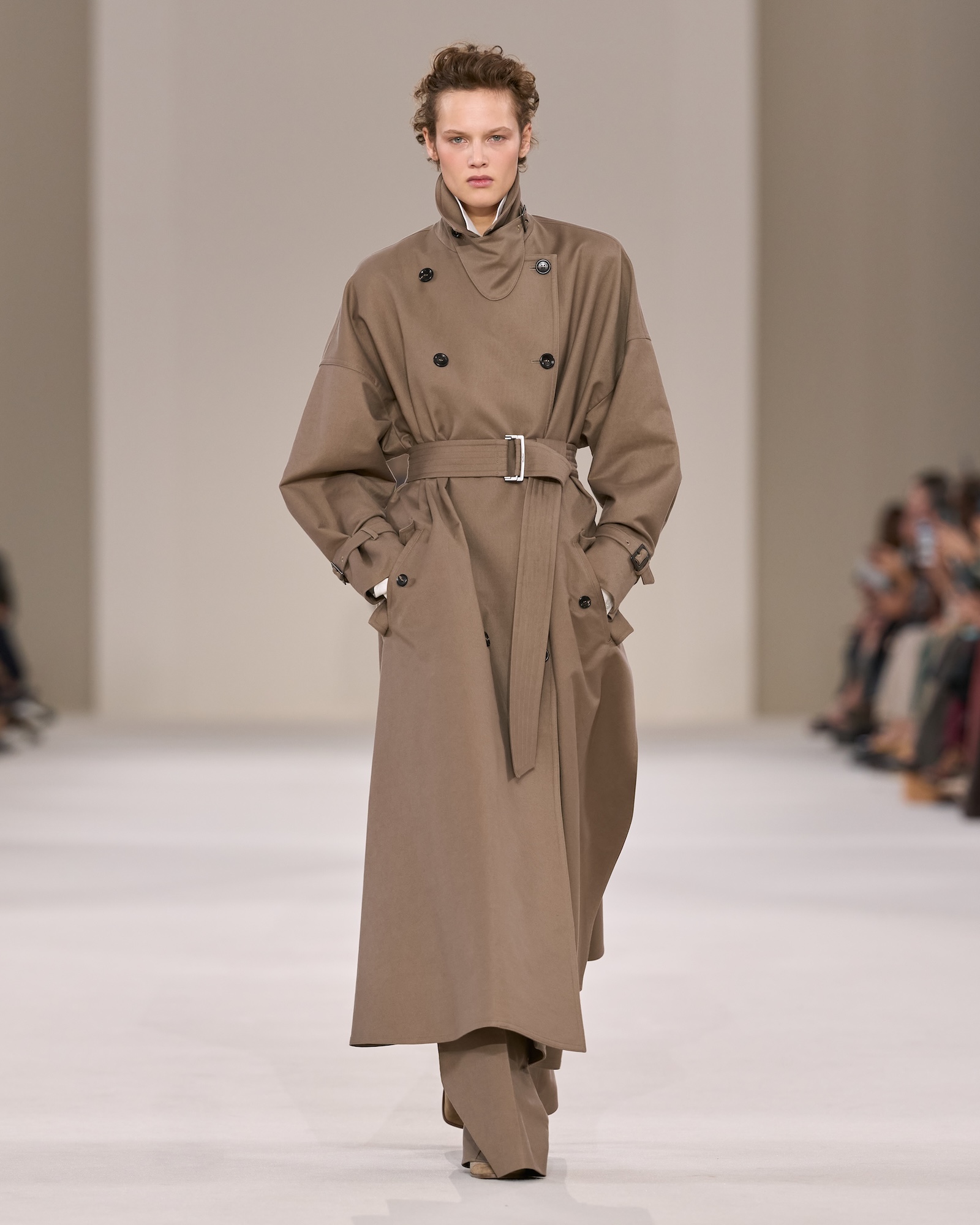 Photo Daniele Oberrauch Gorunwaycom | madameFIGARO.jp(フィガロジャポン)