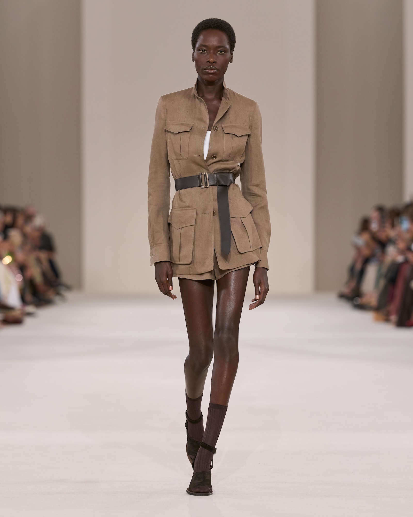 Photo Daniele Oberrauch Gorunwaycom | madameFIGARO.jp(フィガロジャポン)