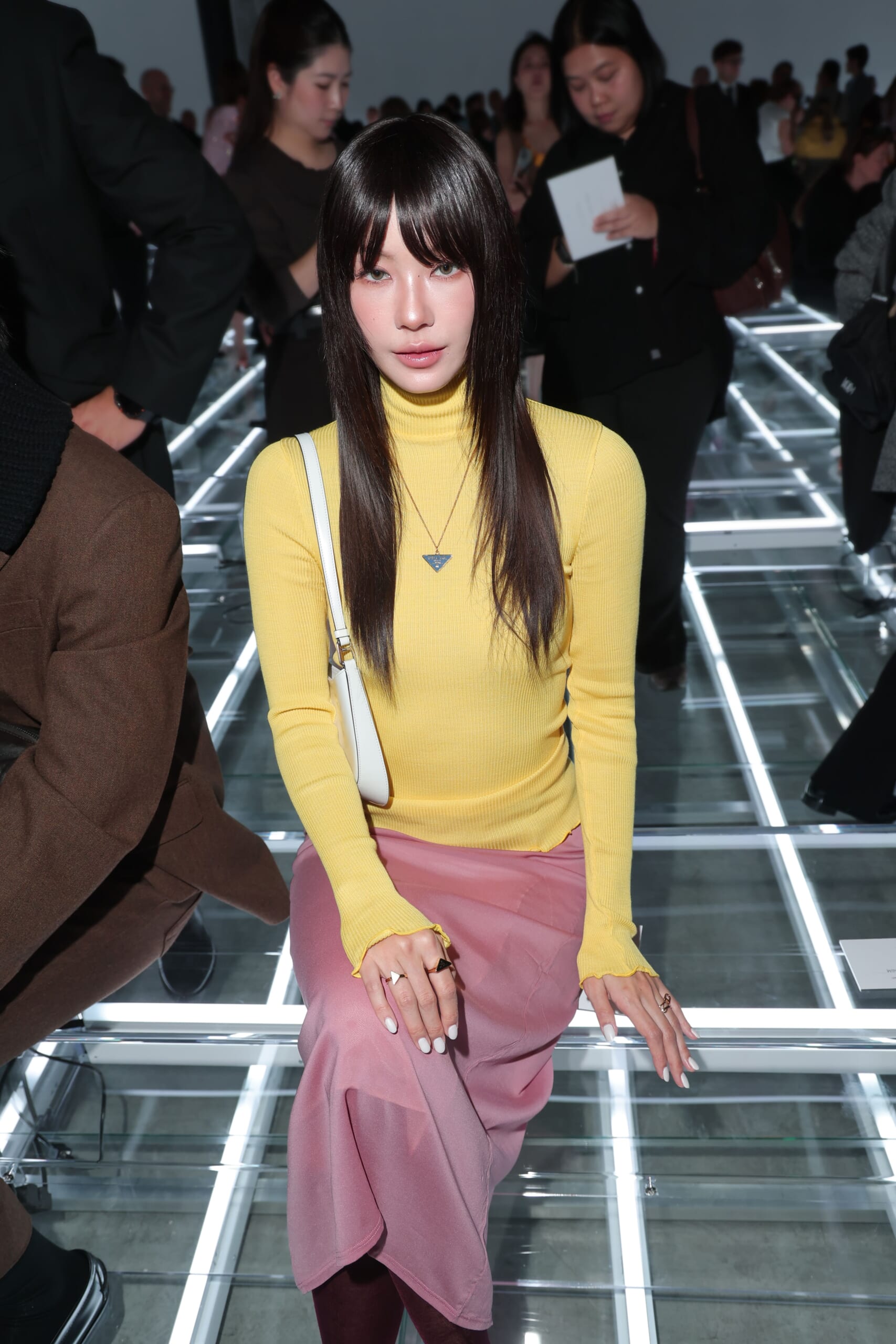 Namtan Tipnaree_Prada SS27 Show 2 | madameFIGARO.jp(フィガロジャポン)