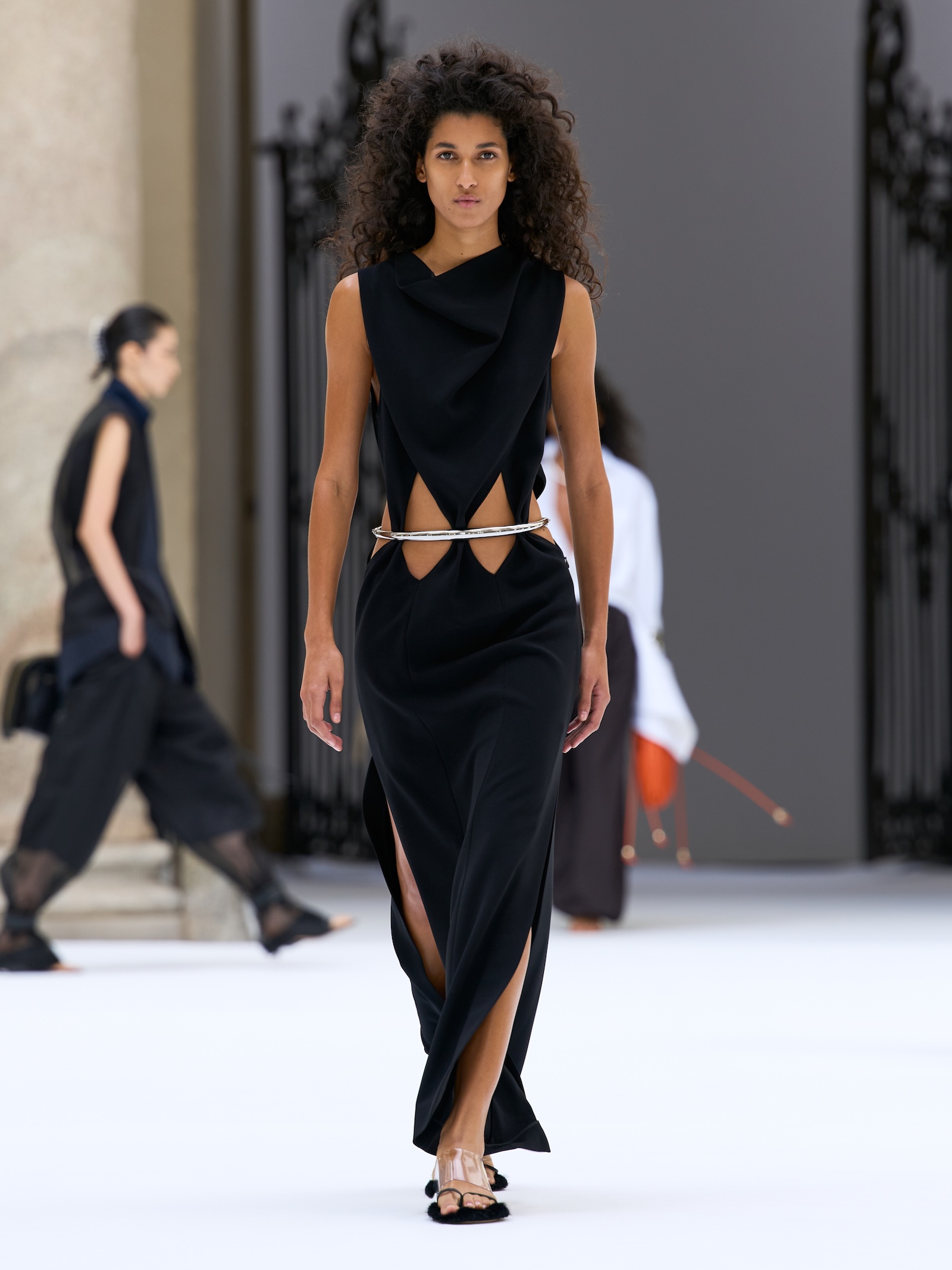Photo Daniele Oberrauch Gorunwaycom | madameFIGARO.jp(フィガロジャポン)