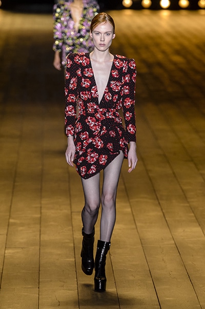 2018/19AW Paris – Saint Laurent | madameFIGARO.jp（フィガロジャポン）