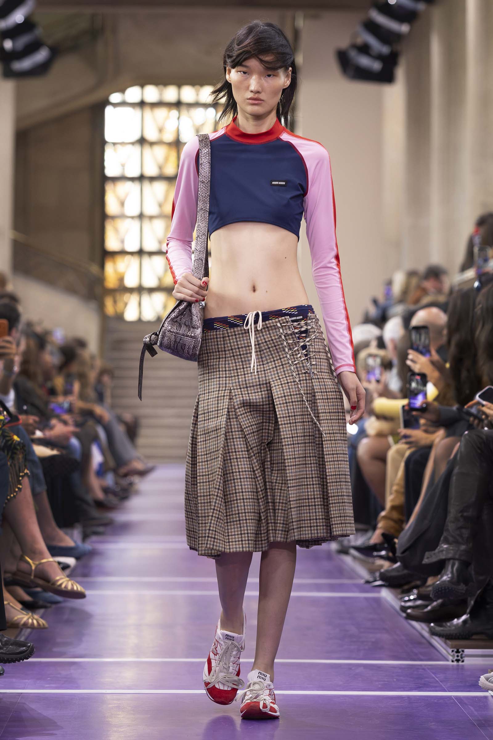 261009-miumiu-27ss-03 | madameFIGARO.jp(フィガロジャポン)