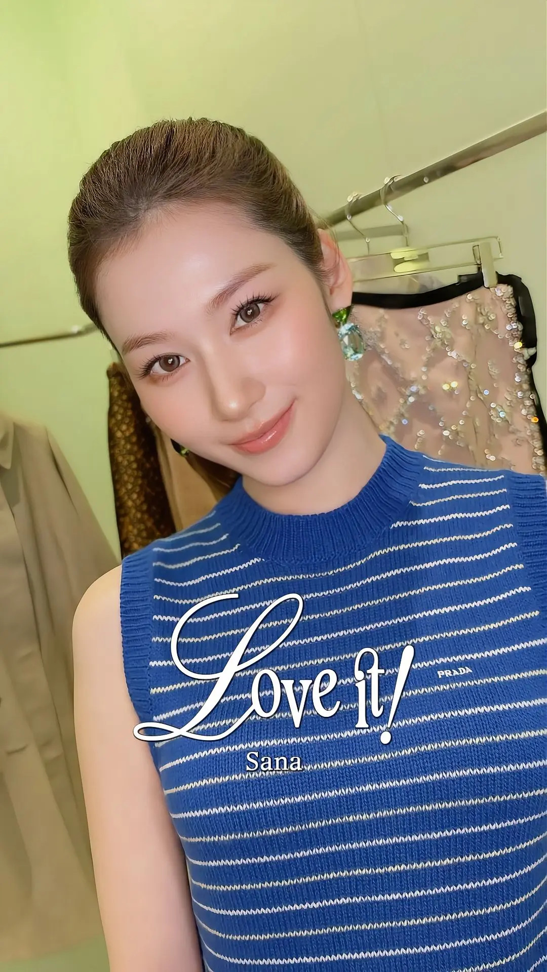 TWICE SANA が恋するプラダ♡