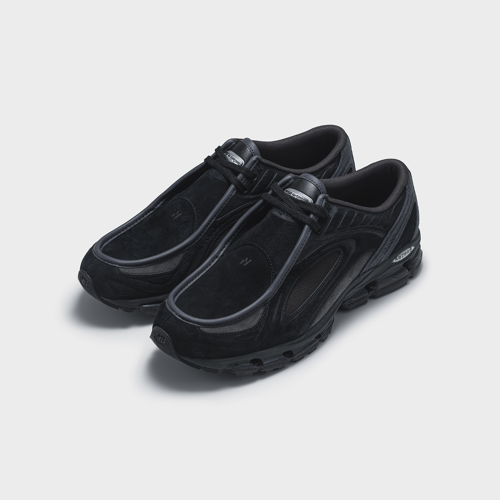 261027-comme-des-garcons-homme-new-balance-02 | madameFIGARO.jp(フィガロジャポン)
