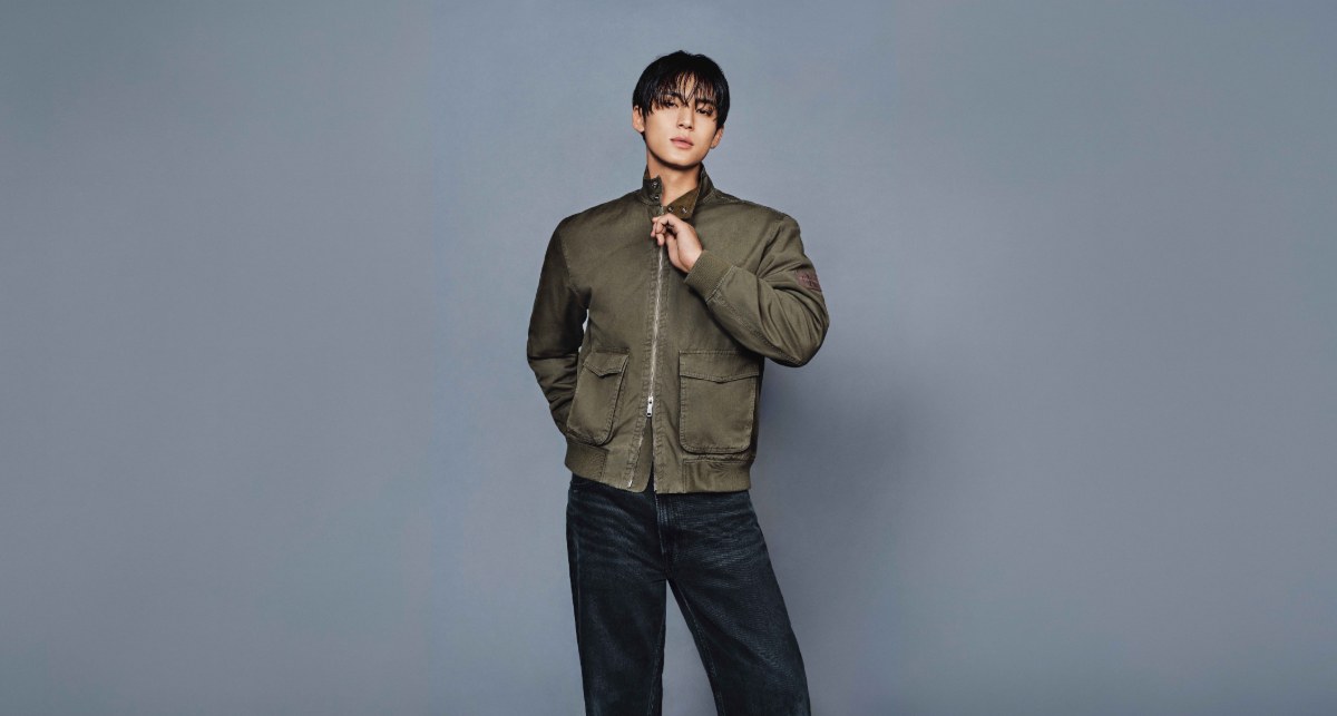 FA26_APAC_MINGYU_CKJ_HARRINGTON_JKT_2 | madameFIGARO.jp(フィガロジャポン)