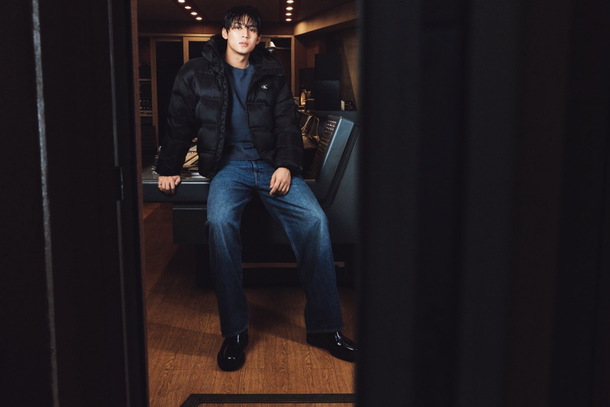 FA26_APAC_MINGYU_CKJ_HD_PUFFER_JKT_1 | madameFIGARO.jp(フィガロジャポン)