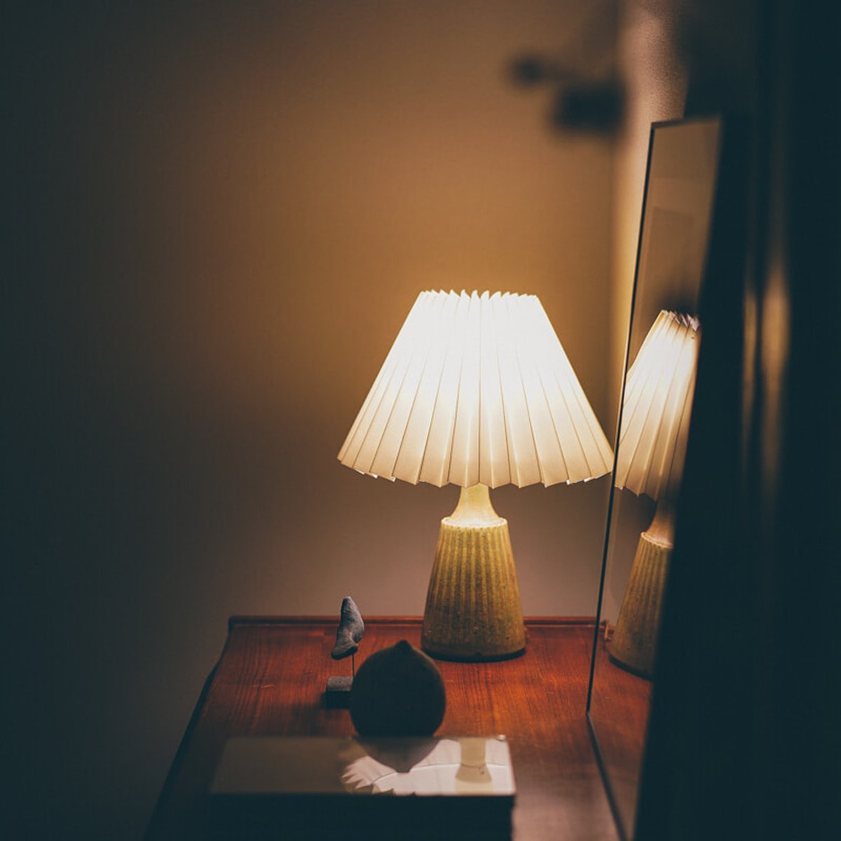 Welcome to our home! スウェーデンのテーブルランプお迎えしました！