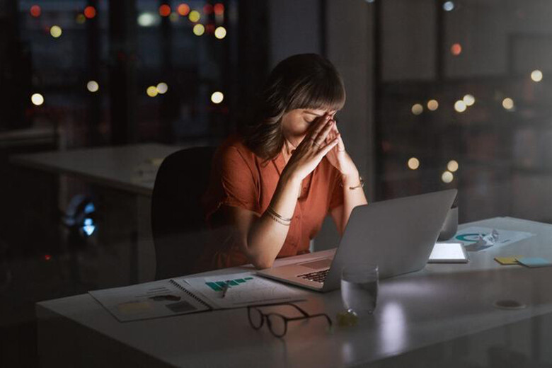 燃え尽き症候群になってない？ 業務過多から抜け出すためには。