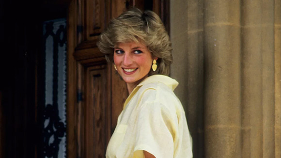 34年前に撮影された、ダイアナ妃の未発表ポートレートが公開