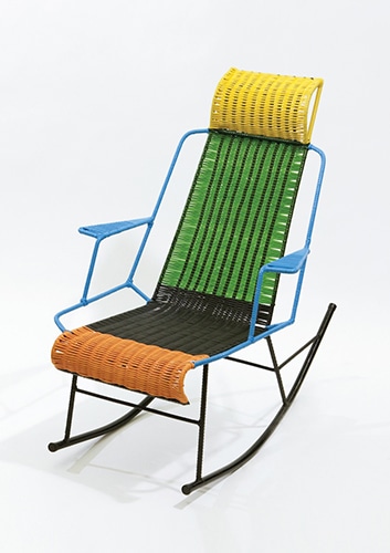 MARNIのプロジェクト、MARNI “100 chairs”ミラノで話題だった椅子が