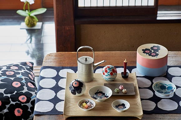 marimekko マリメッコ 伊勢丹限定ウッドボックス×畑漆器 マリメッコが出会った日本の技、日本の色。 | madameFIGARO.jp