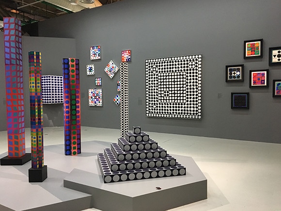 Centre Pompidou Vasarely at ルノーもデヴィッド・ボウイも 