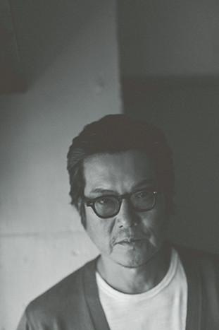 豊川悦司、もうひとつの表情を特別公開。 | madameFIGARO.jp（フィガロ