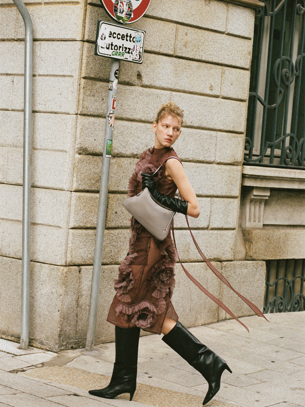 長く愛せる定番品。ボナベンチュラ、イタリア美が宿るバッグとミラノを旅する。