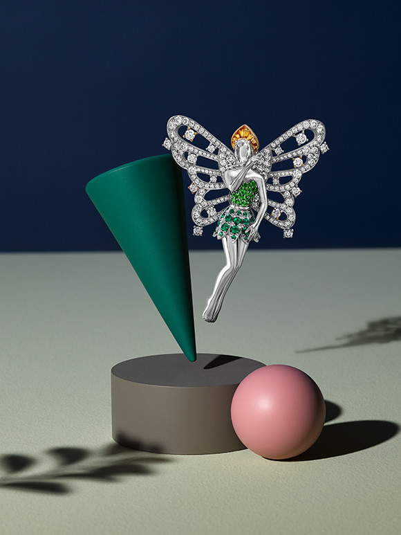 ヴァン クリーフ＆アーペル、フェアリーが導く幸福の物語