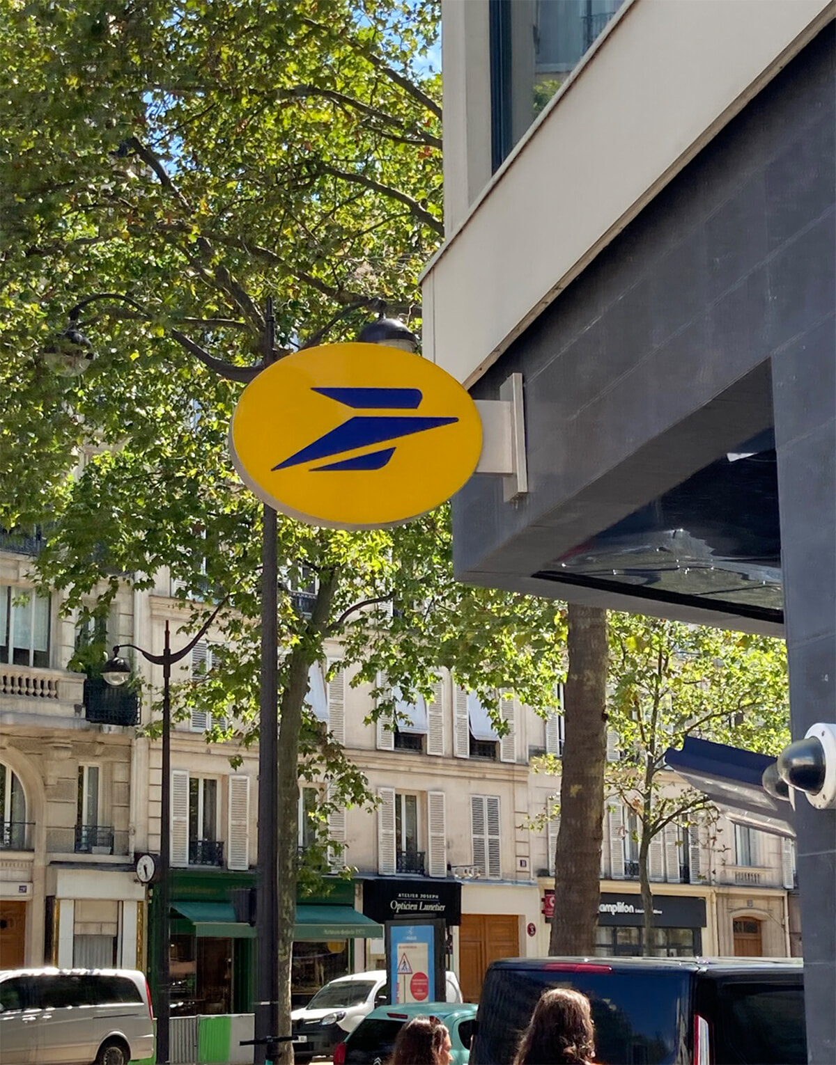 フランスで荷物を届けよう！郵便配達員Oと私の仁義なき闘い。