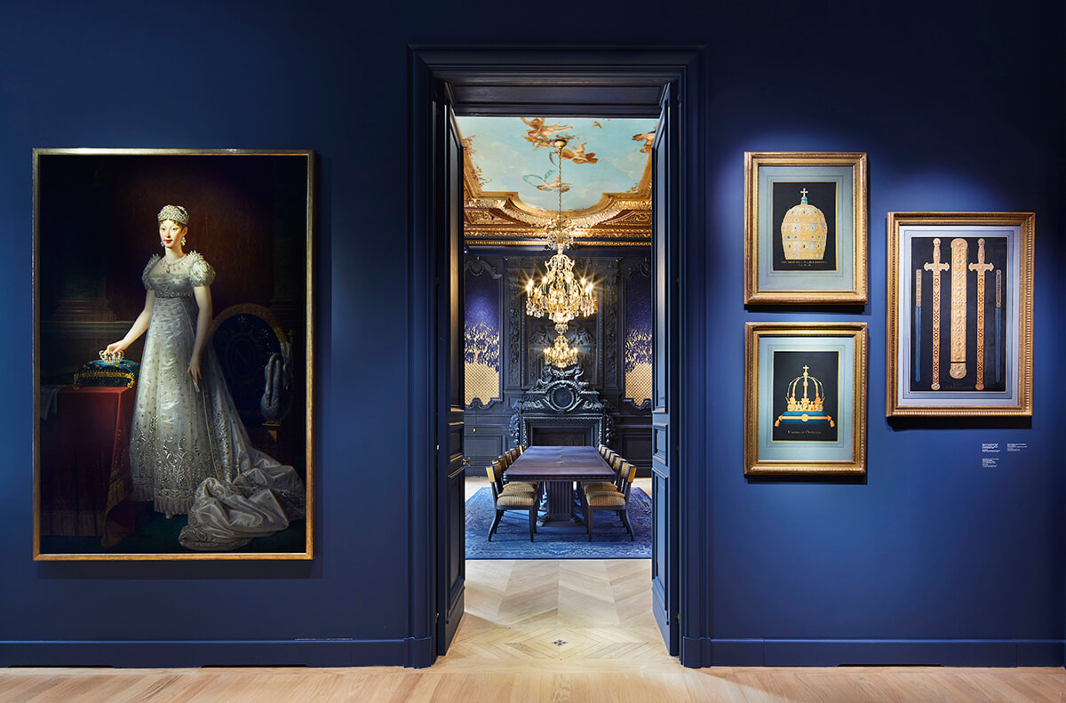 ショパンが住んでいた部屋が当時の姿のまま保存された文化遺産でもある、ショーメ本店ブティックへ。