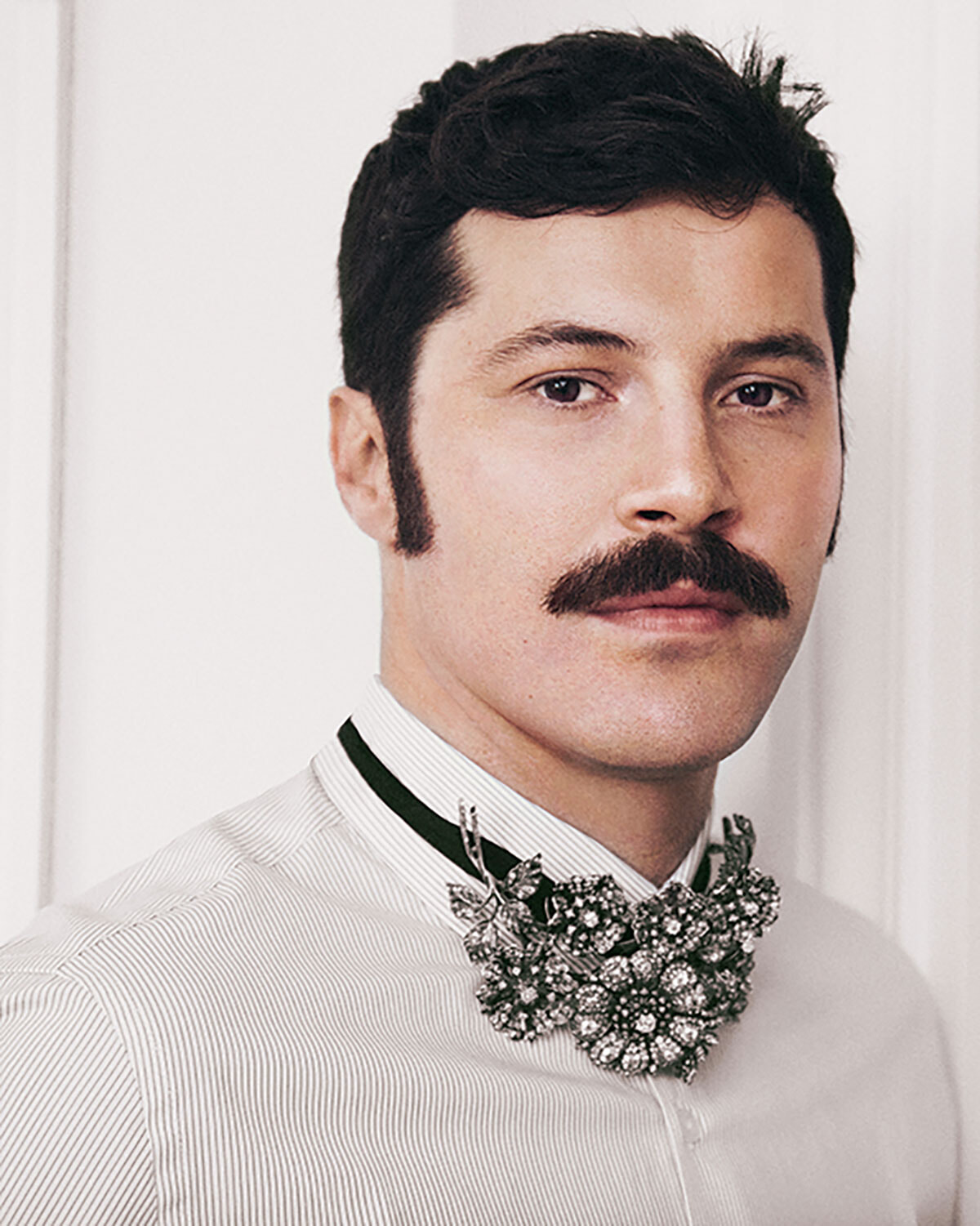 ロジェ ヴィヴィエ、デザイナーのゲラルド・フェローニが語るものづくり。【仕事が私にくれたもの】